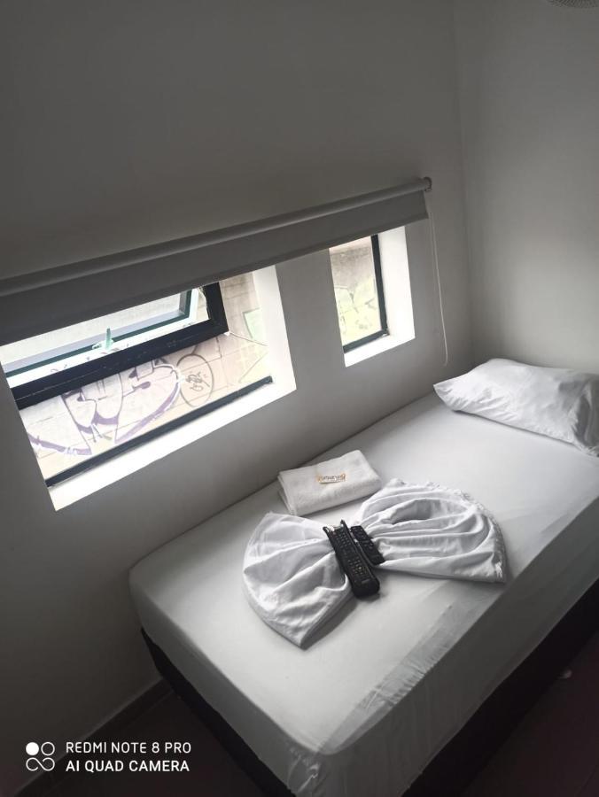 Hotel Zona Express Sandiego Medellín Exteriör bild